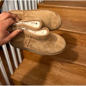 UGG Ultra Mini Platforms Size 6